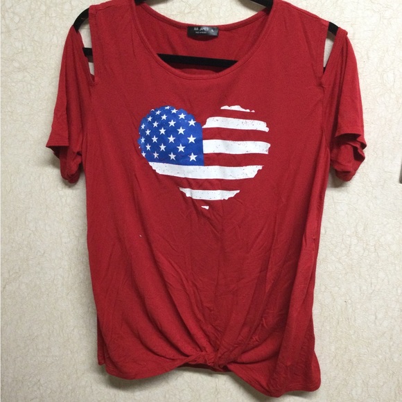 This top is By Ava James . Has tags size extra large red , white and blue. - Picture 2 of 3